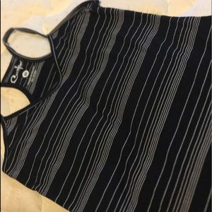 BLACK AND WHITE STRIPPED TANK TOP